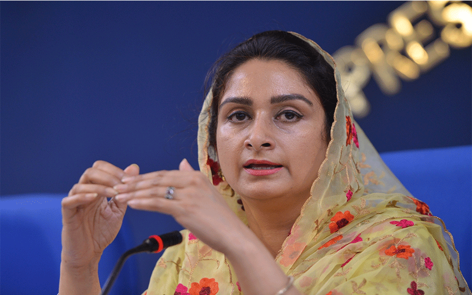 Union minister Harsimrat Kaur Badal will quit Modi govt to protest farm bills
